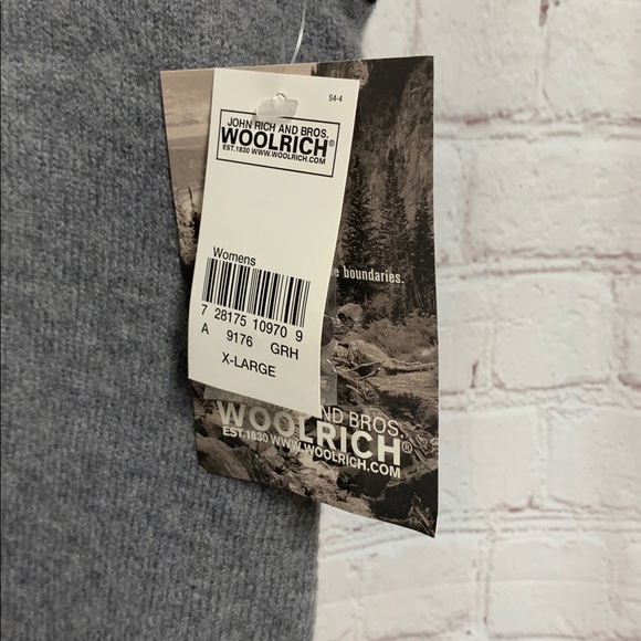 NEW Vtg Woolrich Gray Penguin Knit Vest with Wooden Toggle Size XL - Picture 5 of 9